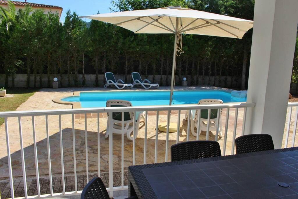 Villa Alomar Crestatx Екстериор снимка